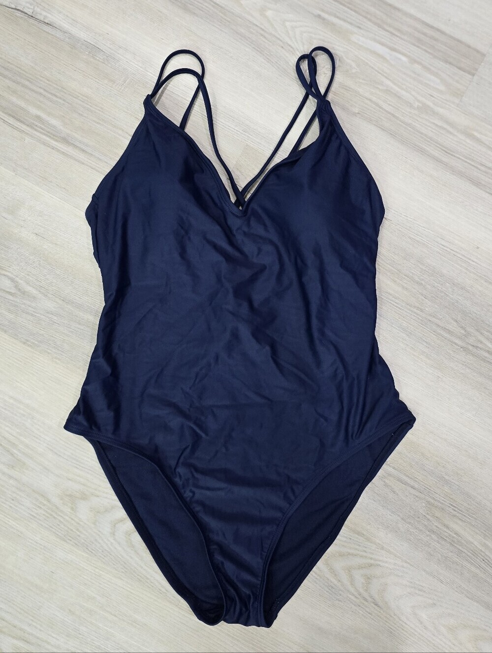 Hurley Women's Size XL One Piece Navy Blue Swim Suit Built In Padded Bra